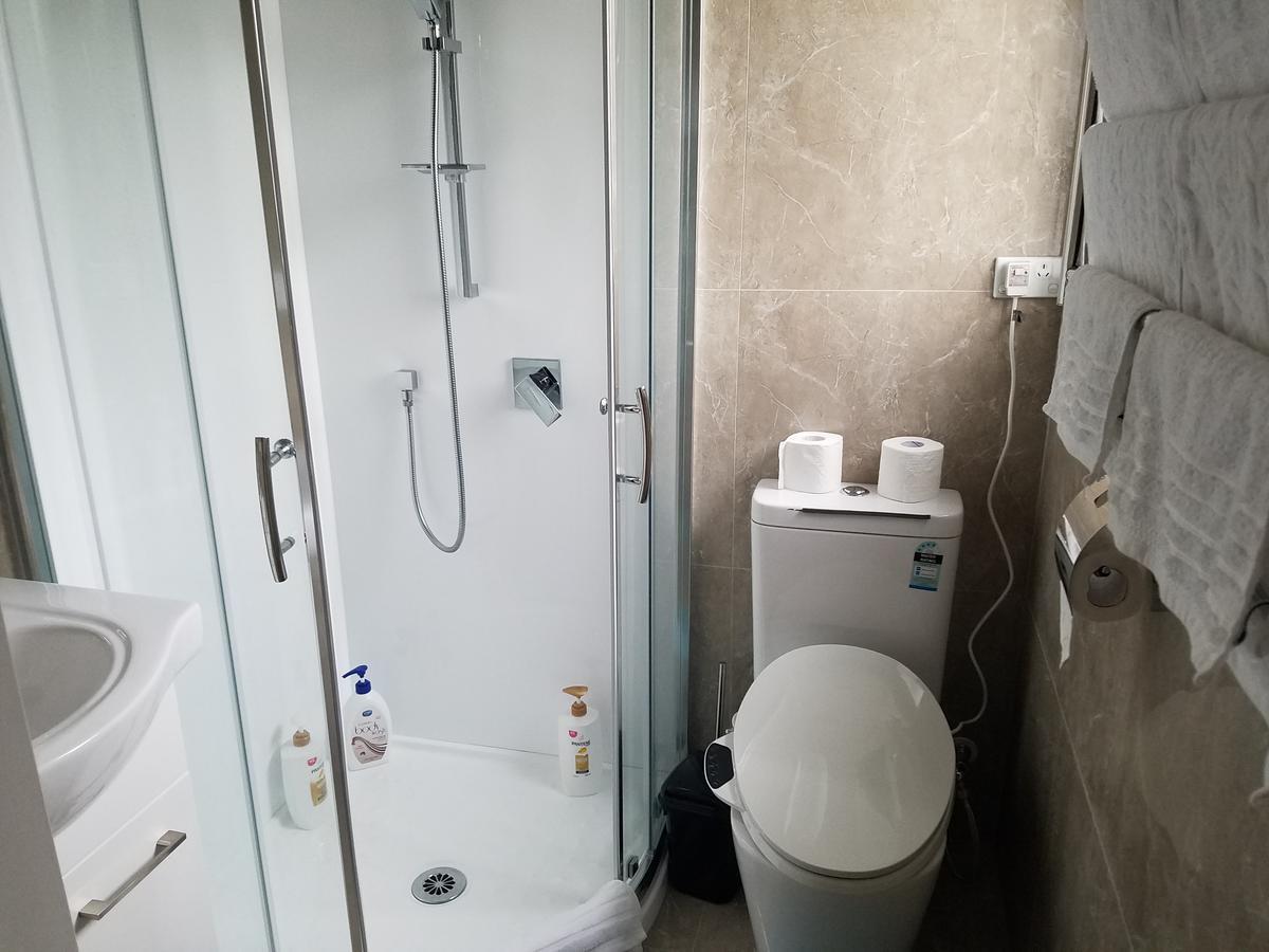 New Smart Home Nearby Plaza أوكلاند المظهر الخارجي الصورة