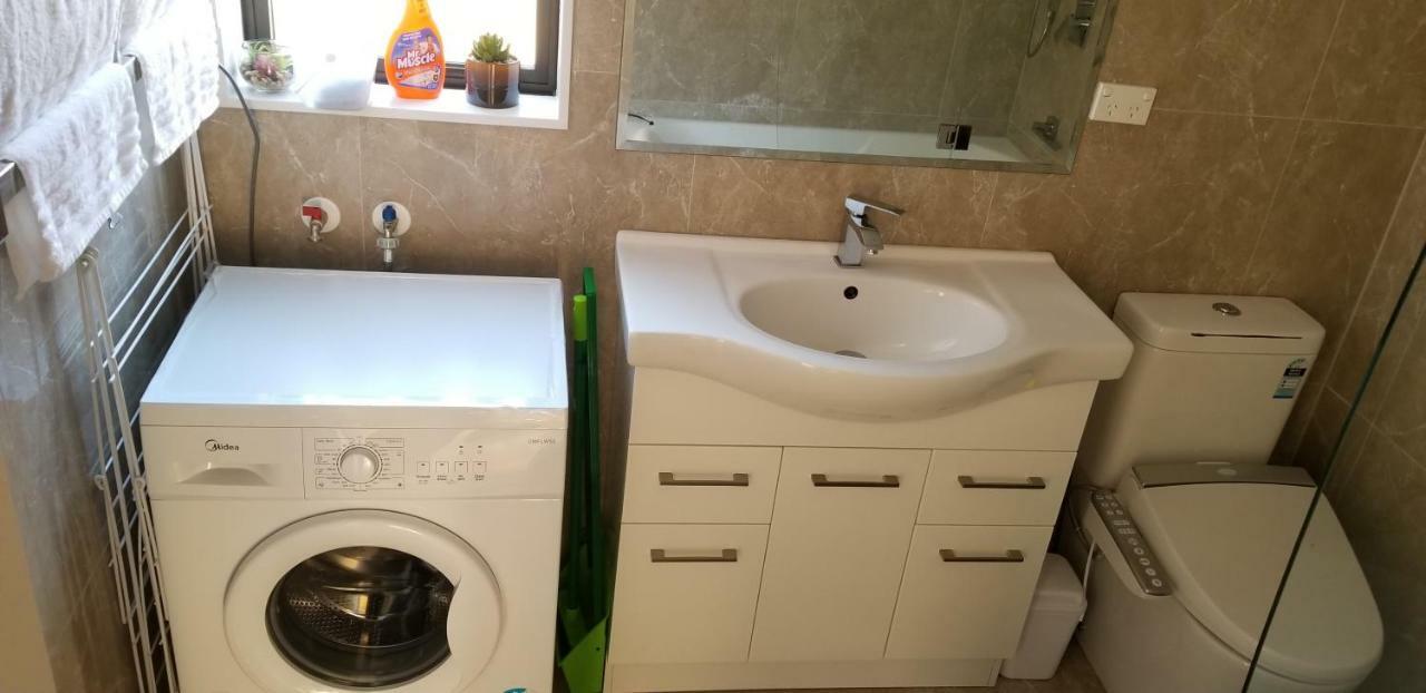 New Smart Home Nearby Plaza أوكلاند المظهر الخارجي الصورة