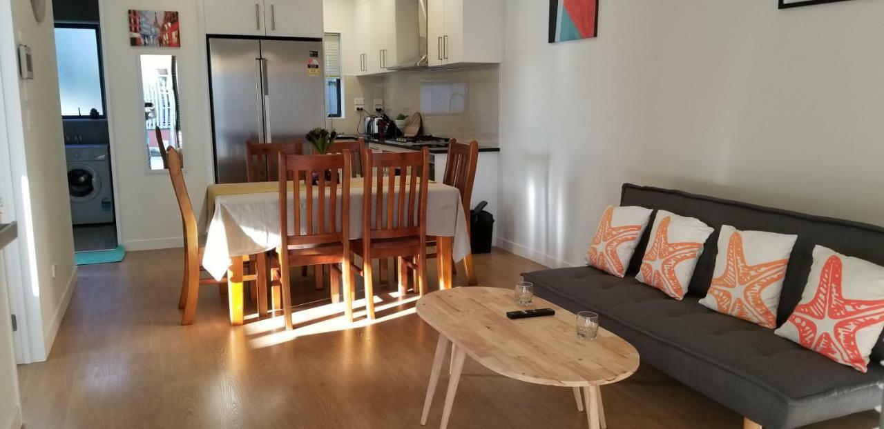 New Smart Home Nearby Plaza أوكلاند المظهر الخارجي الصورة