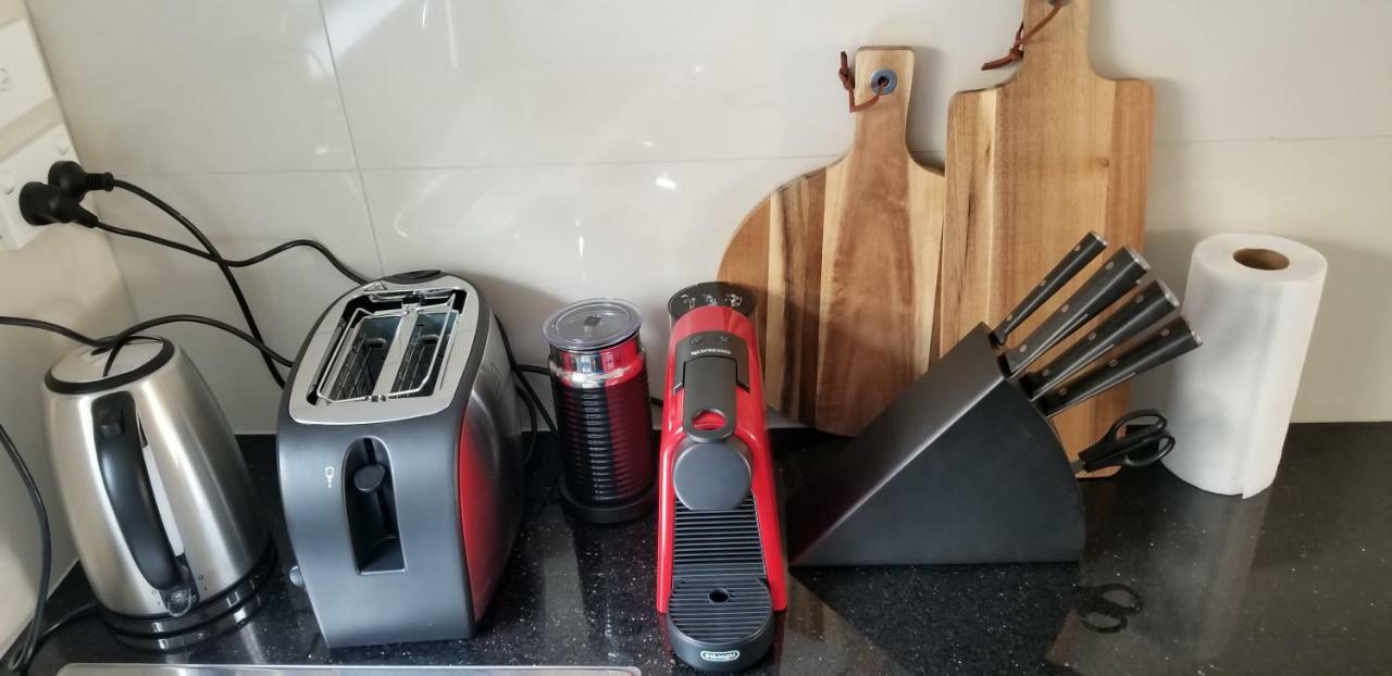 New Smart Home Nearby Plaza أوكلاند المظهر الخارجي الصورة